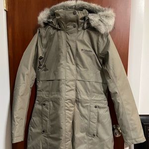 Columbia Puffer Jacket